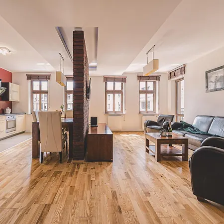 2homerent Dream Dworcowa 13 شقة